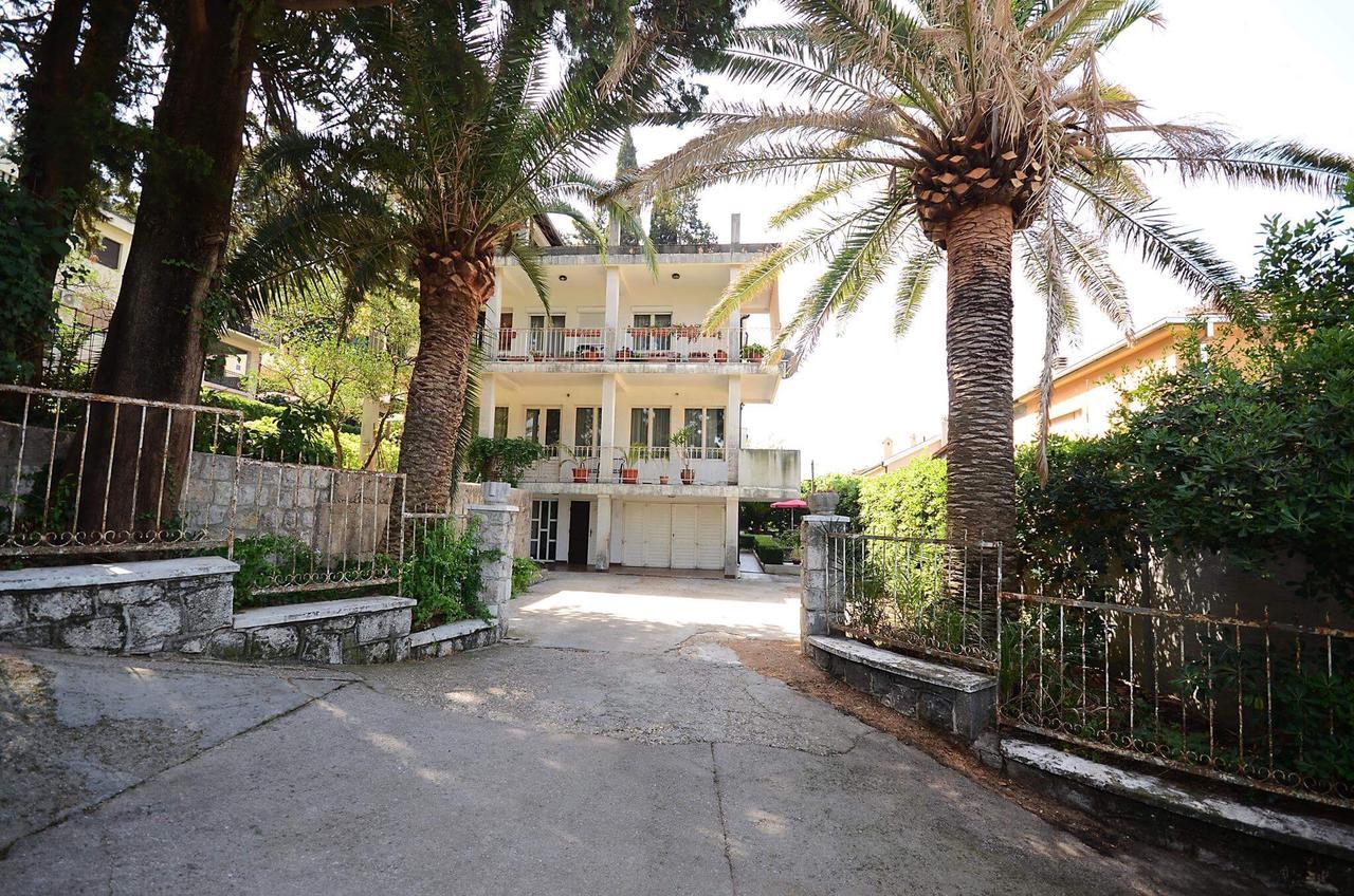Apartment Garden Cattaro Esterno foto